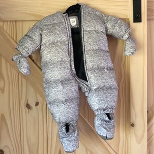 Baby Gap Snow Suite 0-6 months